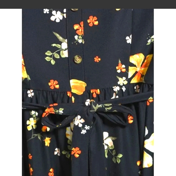 No Boundaries Peasant dress - Picture 3 of 3